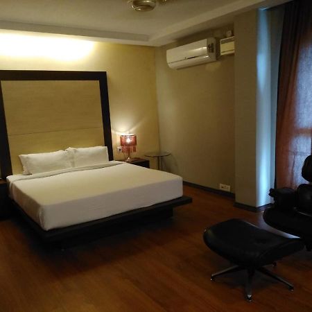 Hotel Md'S Continental Jorhāt Εξωτερικό φωτογραφία