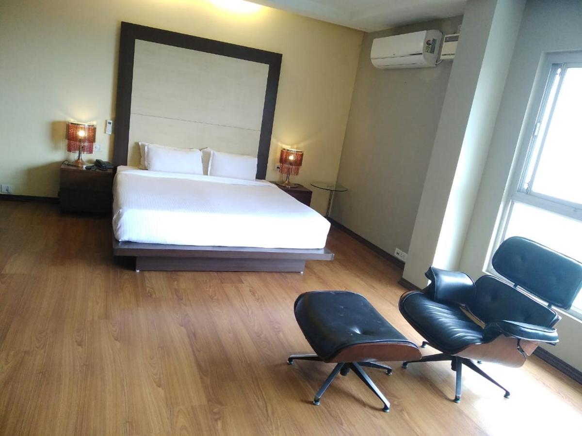 Hotel Md'S Continental Jorhāt Εξωτερικό φωτογραφία