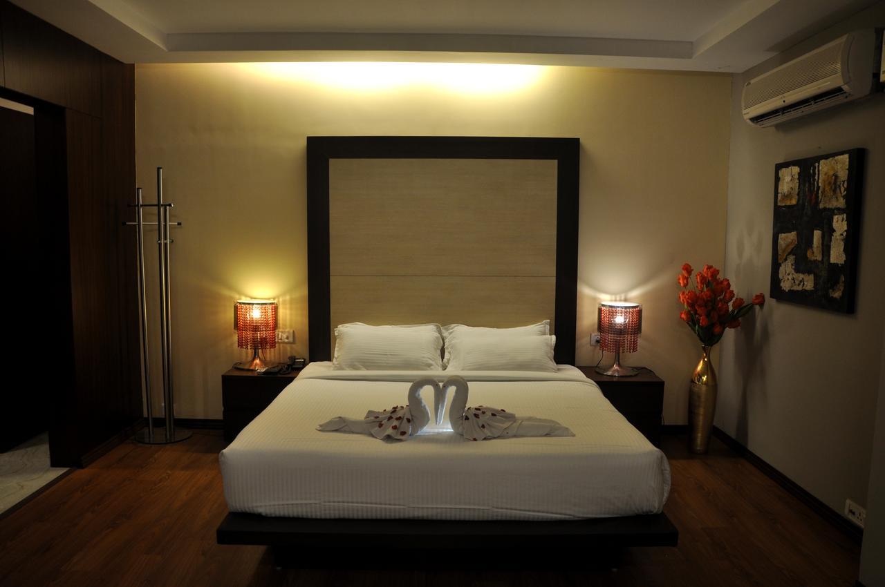 Hotel Md'S Continental Jorhāt Εξωτερικό φωτογραφία